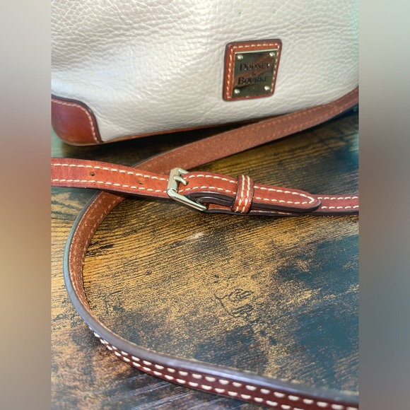 Dooney & Bourke Pebble Grain Crossbody - Picture 2 of 11